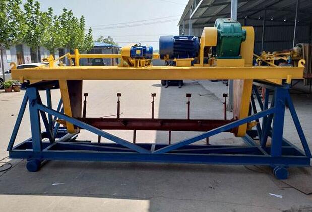 翻堆機(jī)與翻拋機(jī)有什么區(qū)別？